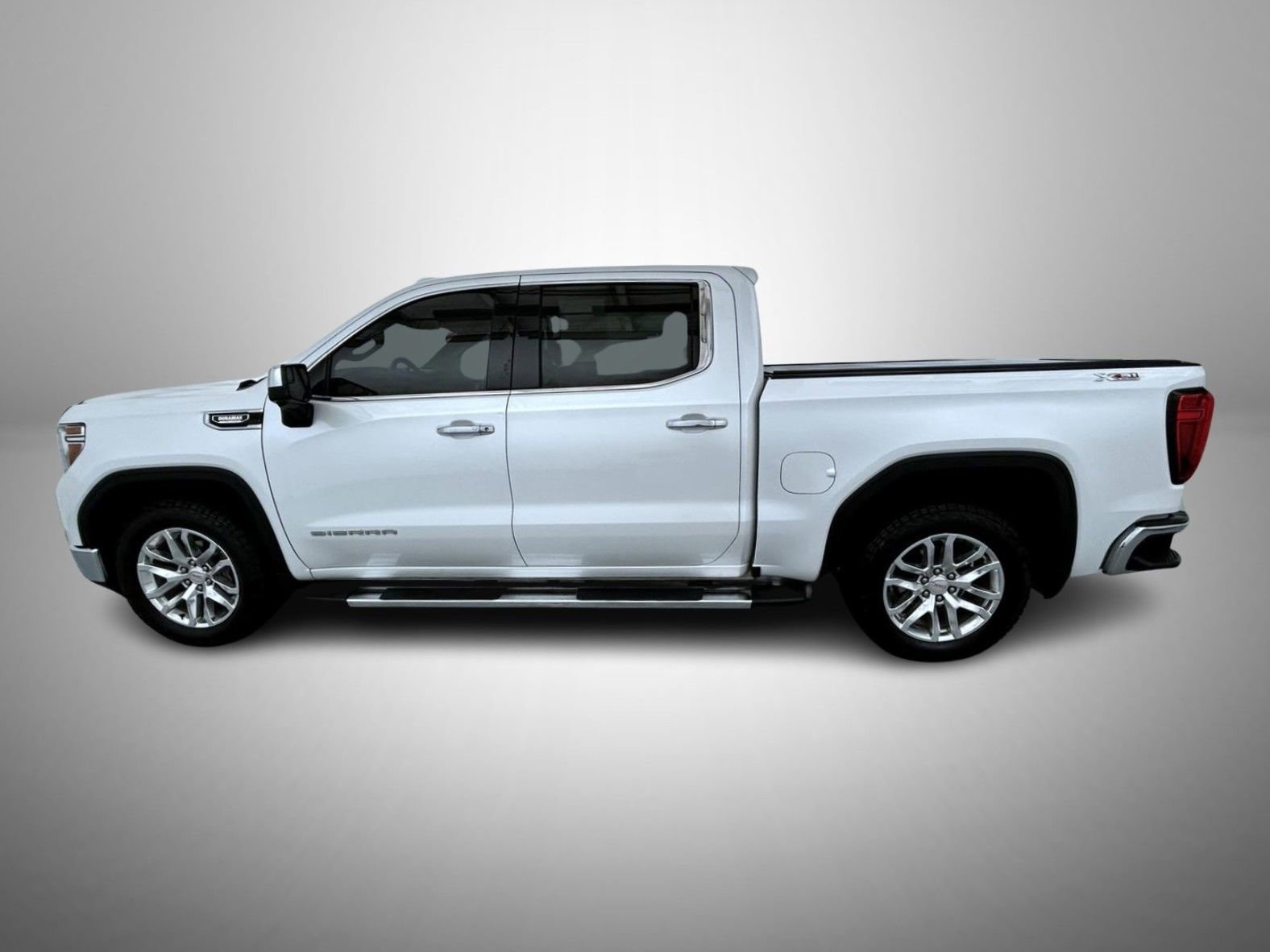 Used 2021 GMC Sierra 1500 SLT w/ SLT Premium Package AWD/4WD image 8