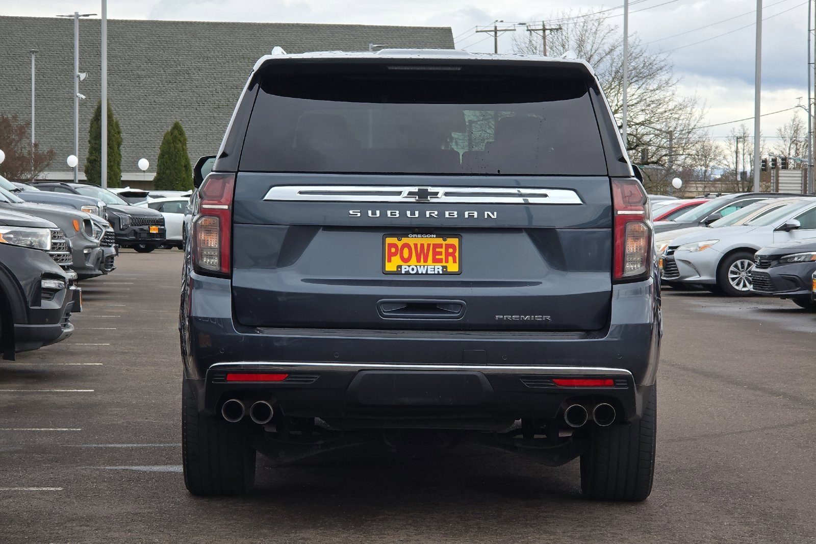 Used 2021 Chevrolet Suburban Premier w/ Premium Package image 5