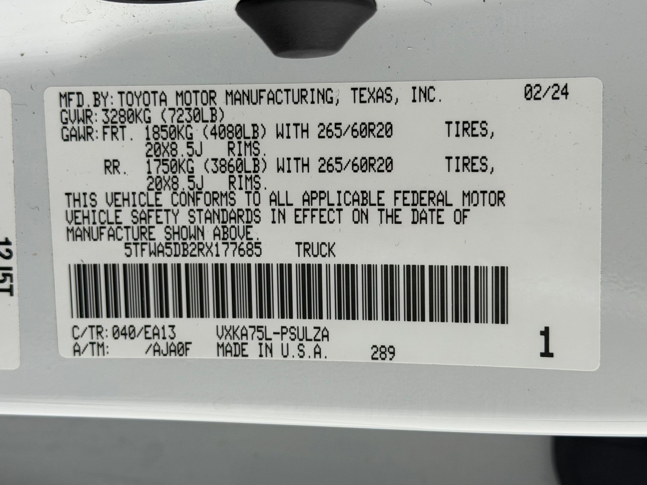 Used 2024 Toyota Tundra Limited w/ TRD Off-Road Package AWD/4WD image 28