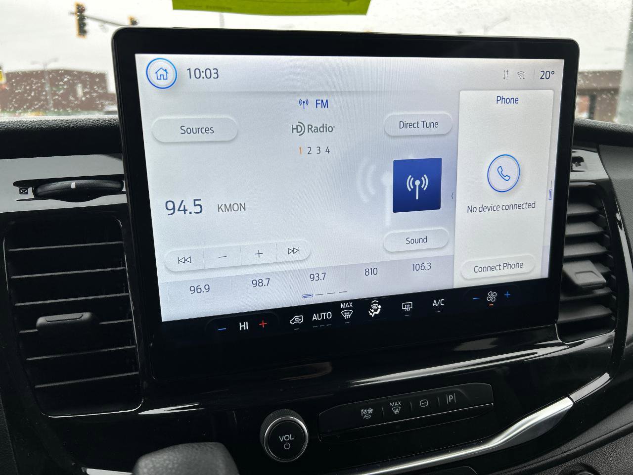 Used 2024 Ford Transit 350 XLT image 12