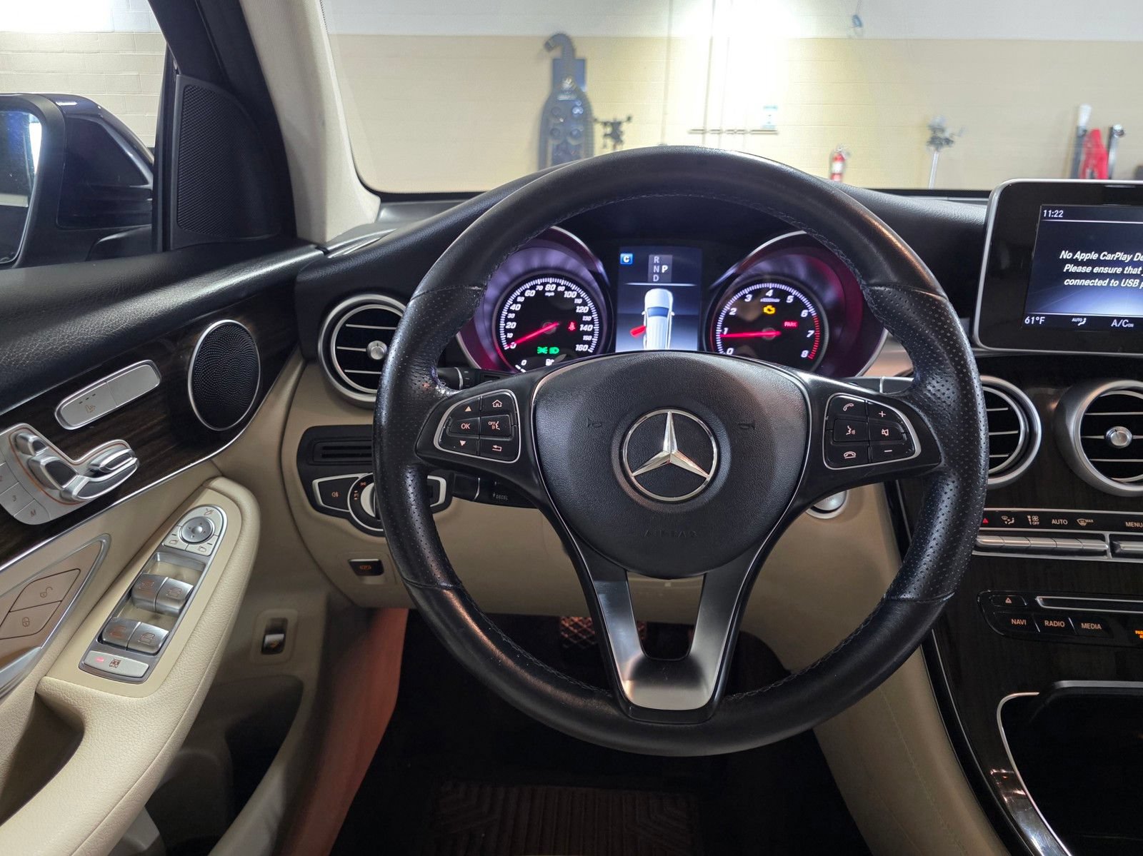 Used 2019 Mercedes-Benz GLC 300 image 18