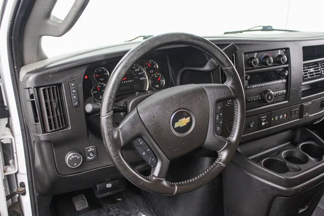 Used 2021 Chevrolet Express 3500 w/ Driver Convenience Package RWD image 22