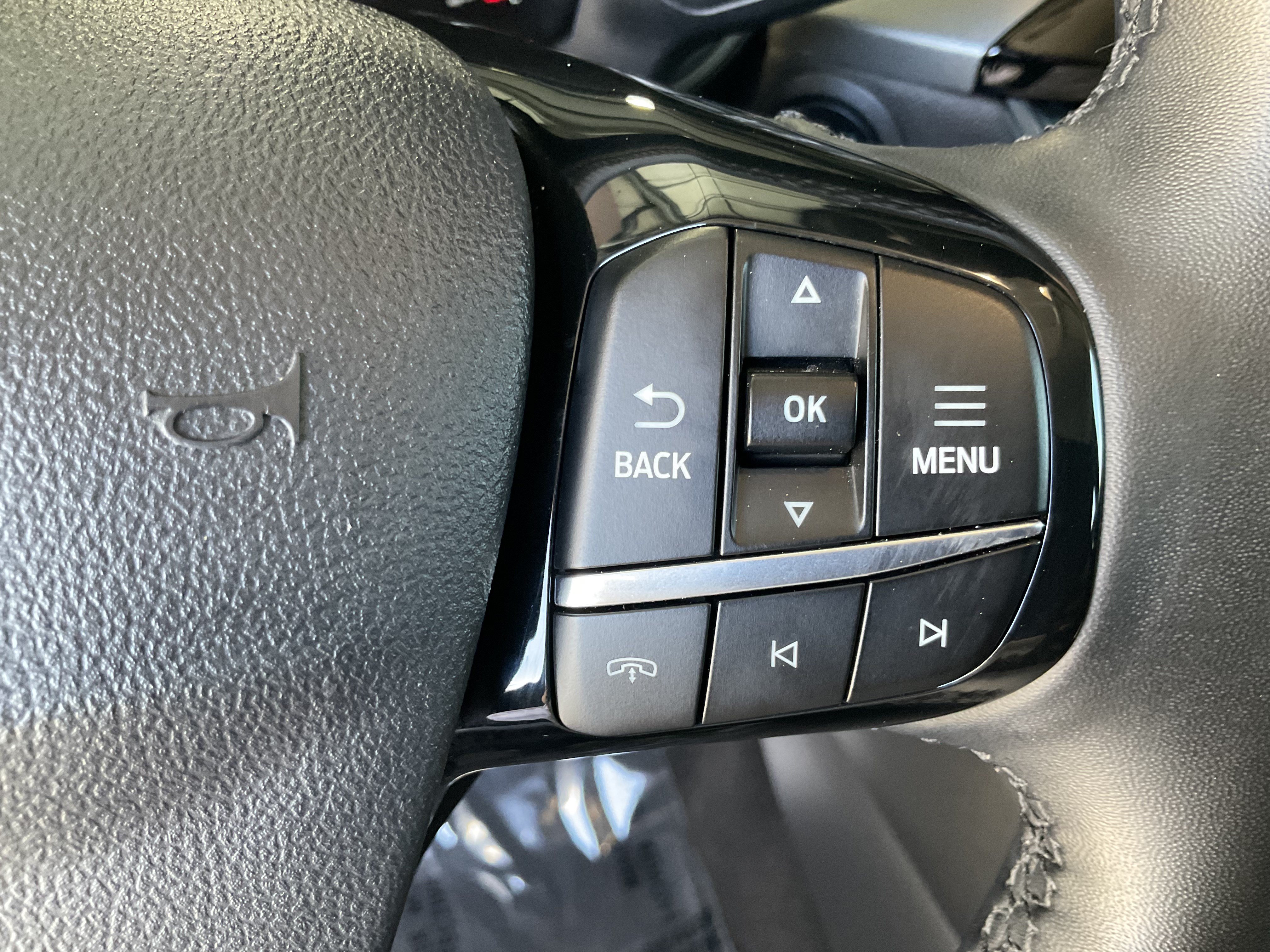 Used 2024 Ford Escape Active AWD/4WD image 32
