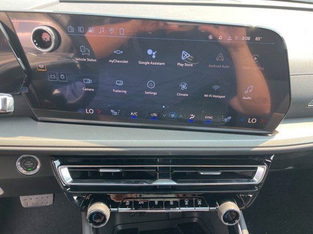 New 2026 Chevrolet Traverse LT w/ Driver Confidence Package image 25