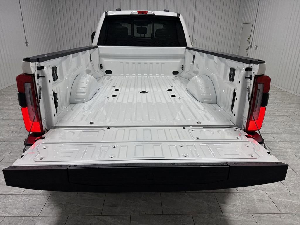 Used 2026 Ford F450 Platinum image 27