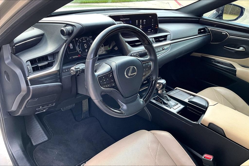 Used 2020 Lexus ES 350 w/ Accessory Package 2 FWD image 17