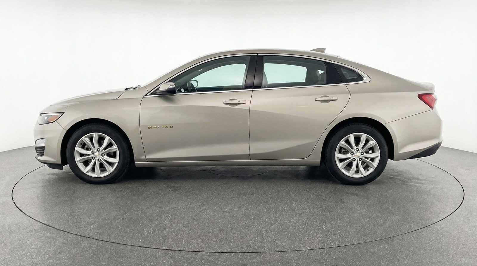 Used 2023 Chevrolet Malibu LT image 5