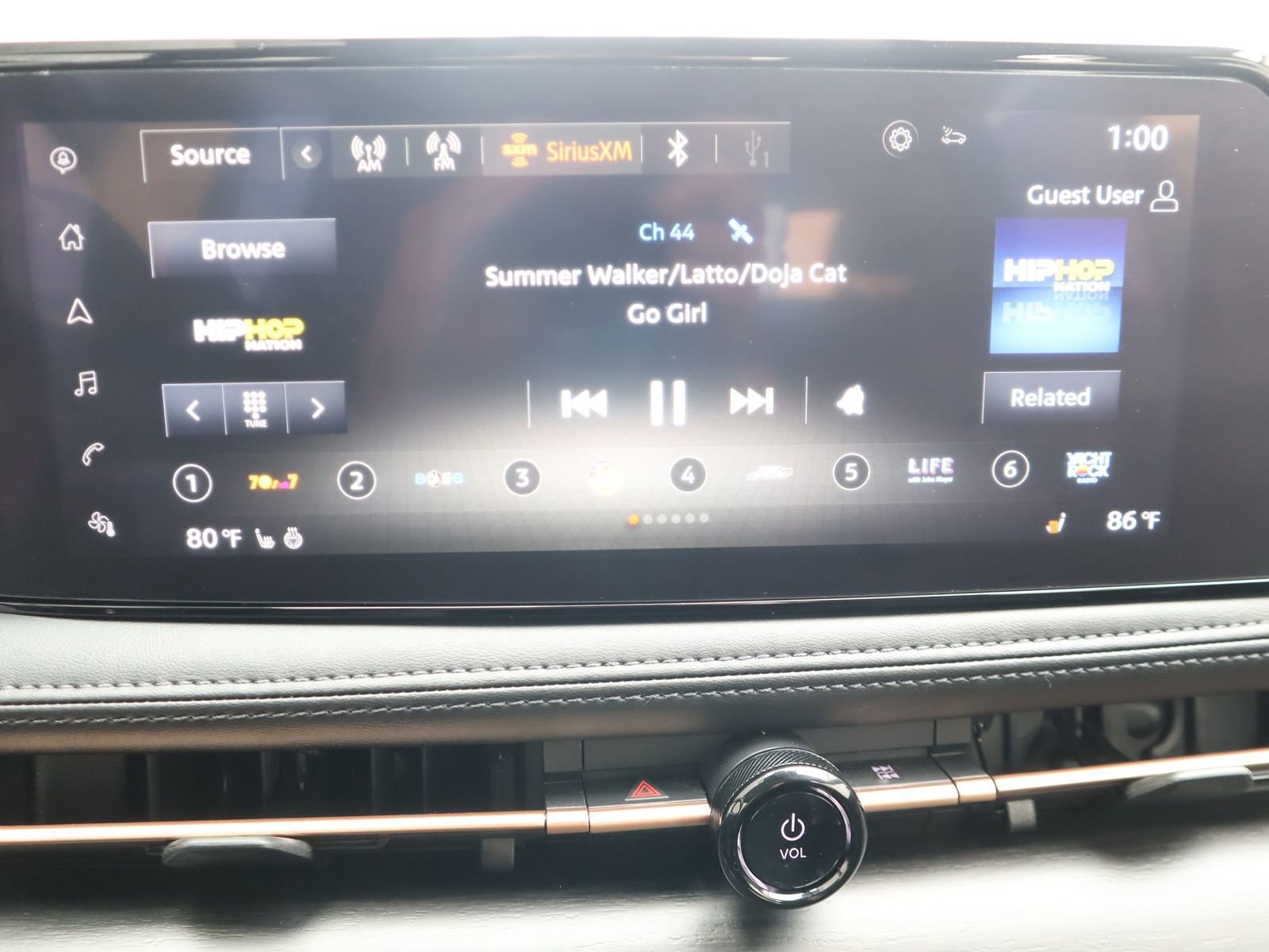 Used 2024 Nissan Ariya AWD image 45