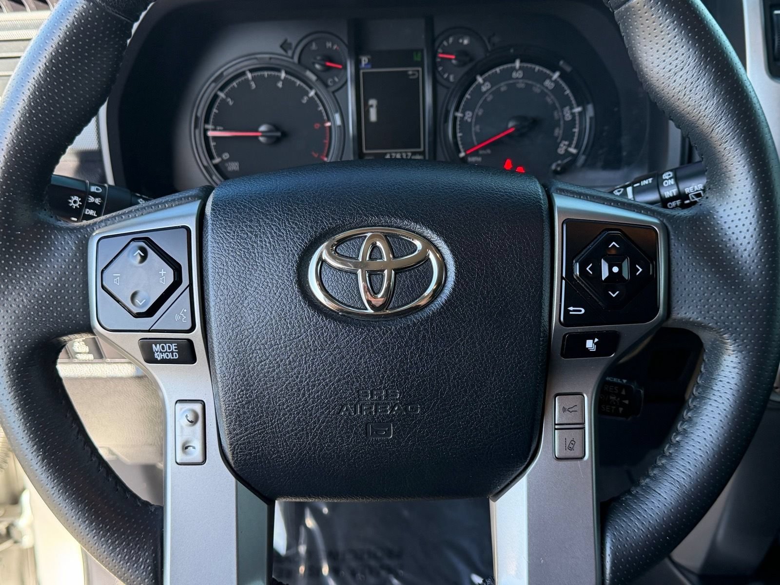 Used 2020 Toyota 4Runner SR5 RWD image 33