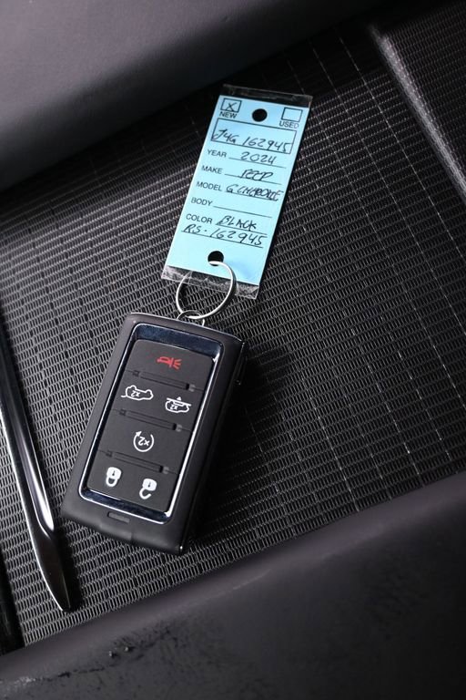 Used 2024 Jeep Grand Wagoneer L Series II w/ Quick Order Packagew 28T image 49