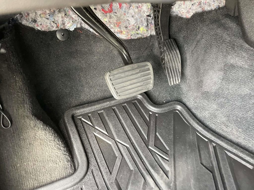 Used 2023 Chevrolet Colorado Trail Boss w/ LPO, Dark Essentials Package image 16