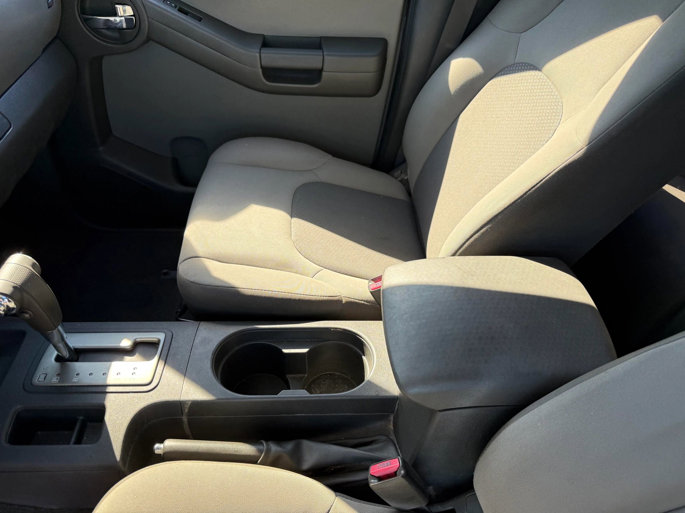 Used 2014 Nissan Xterra X image 13