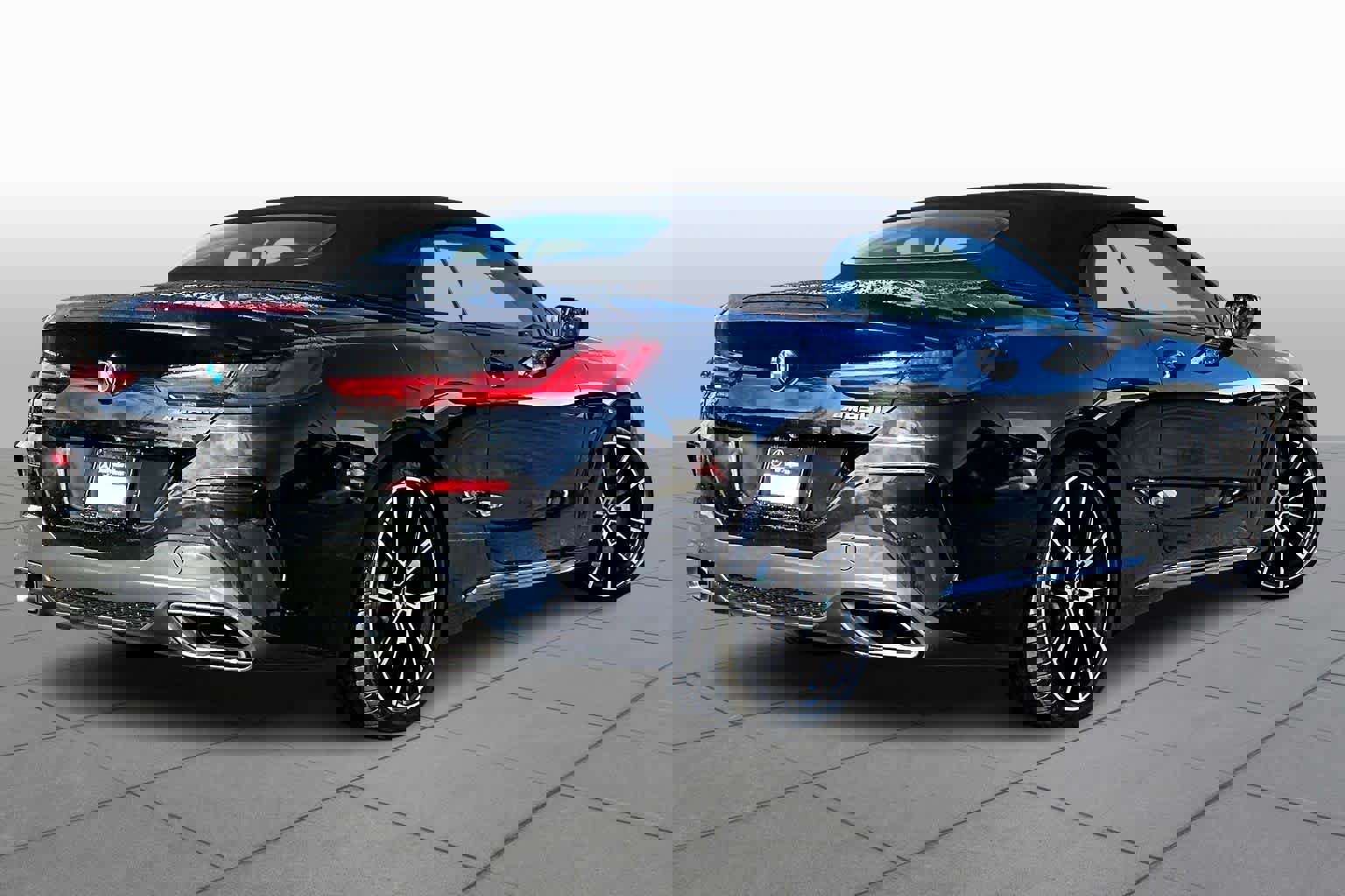 Used 2019 BMW M850i xDrive Convertible image 12