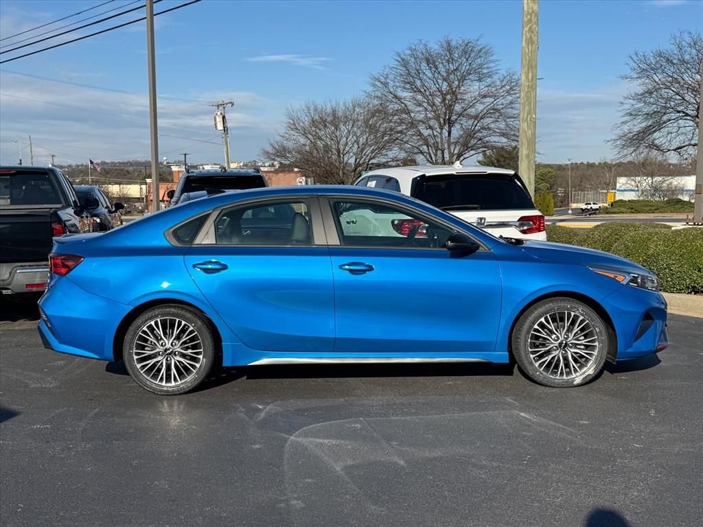 Certified 2022 Kia Forte GT-Line w/ GT-Line Technology Package image 2