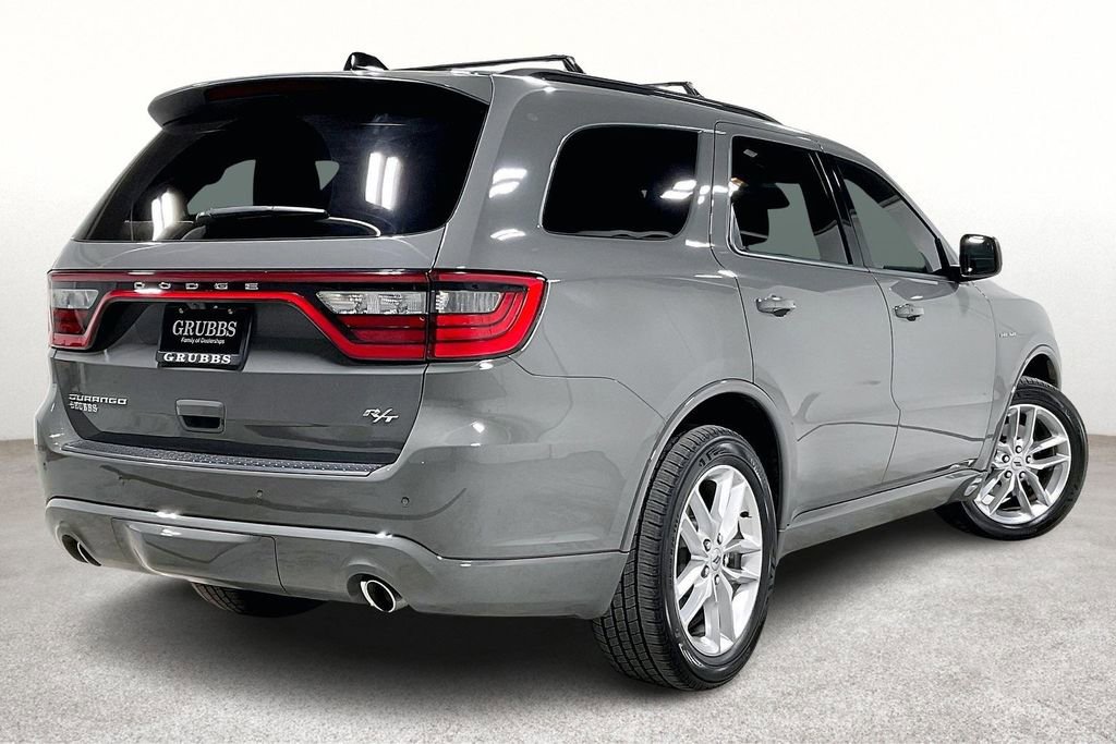 Used 2023 Dodge Durango R/T image 2