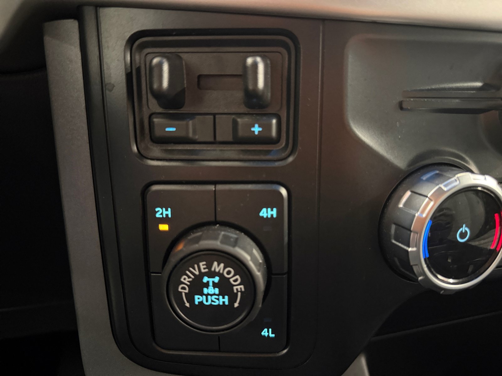 Used 2023 Ford F150 XLT w/ Equipment Group 302A High AWD/4WD image 39