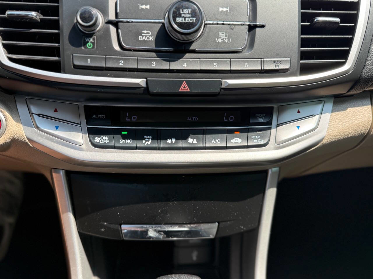 Used 2015 Honda Accord EX image 13