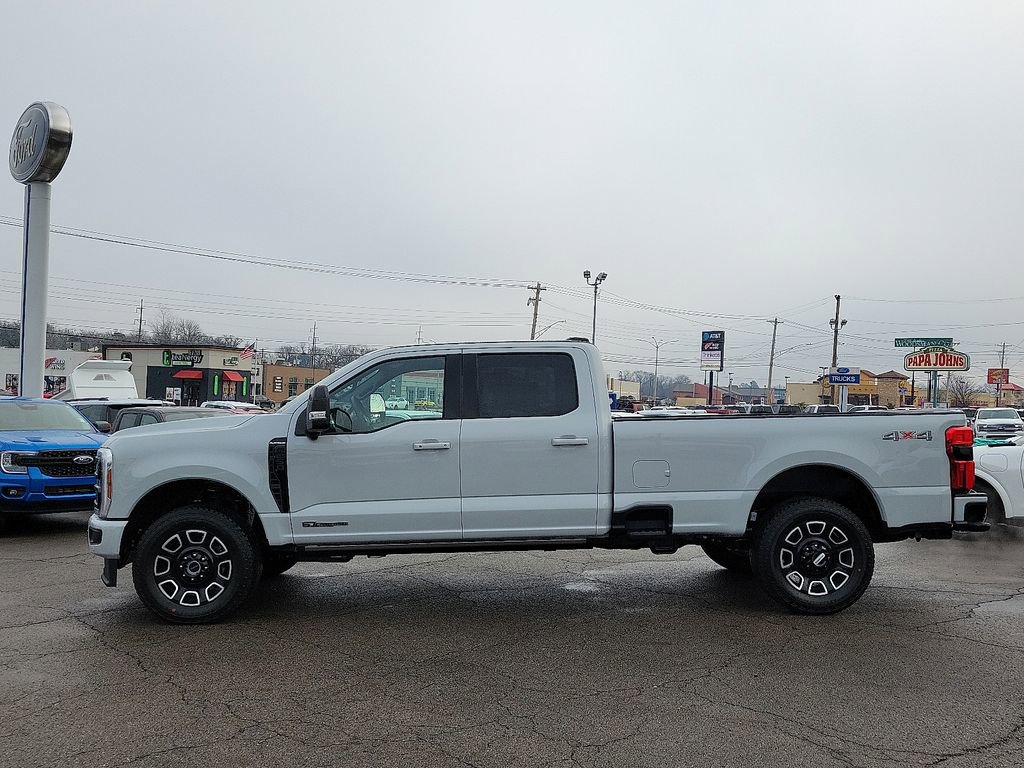 New 2026 Ford F250 Platinum image 3