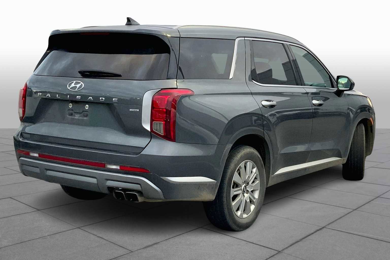 Used 2024 Hyundai Palisade SEL image 12