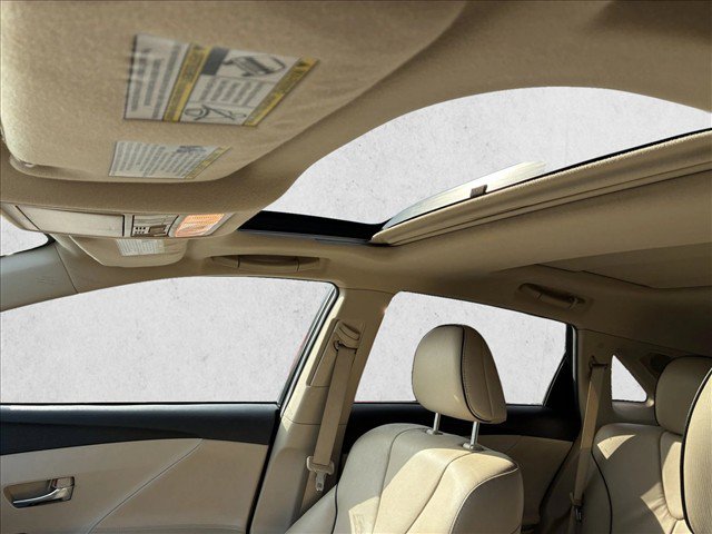 Used 2011 Toyota Venza AWD w/ Premium Pkg #2 image 11