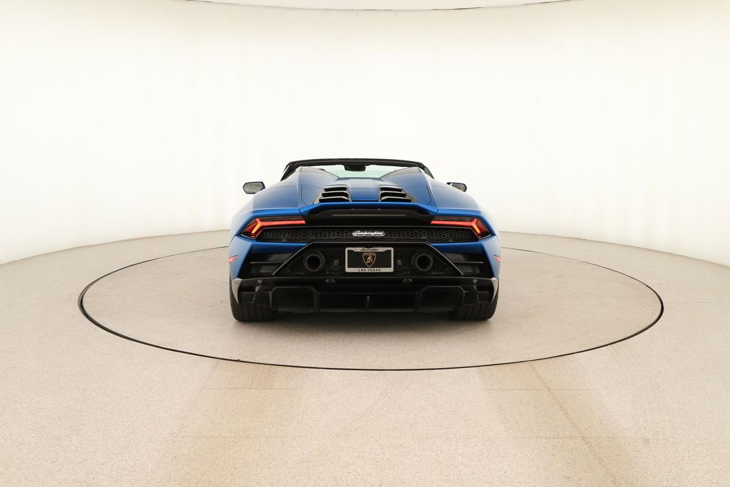 Used 2020 Lamborghini Huracan EVO RWD image 5