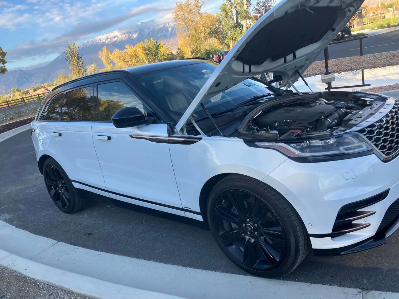 Used 2018 Land Rover Range Rover Velar R-Dynamic HSE image 3