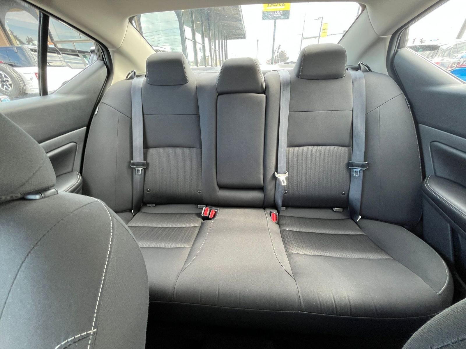 Used 2025 Nissan Altima 2.5 SV FWD image 39