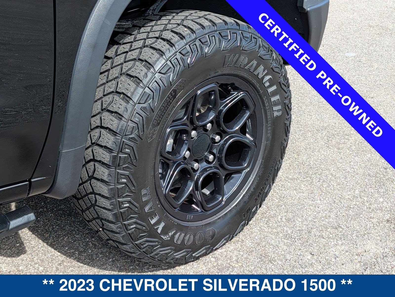 Used 2023 Chevrolet Silverado 1500 ZR2 w/ ZR2 Bison Edition AWD/4WD image 13