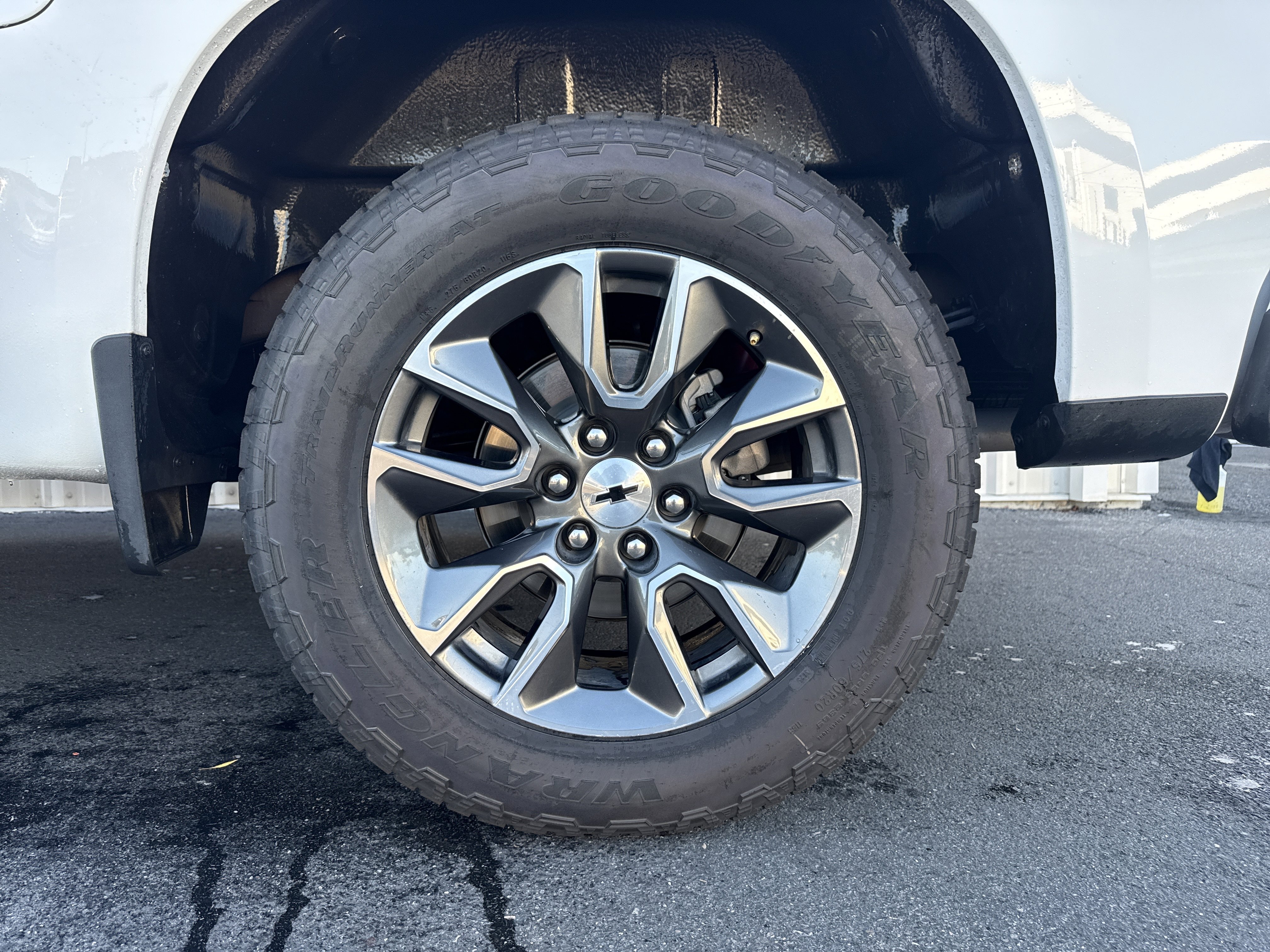 Used 2023 Chevrolet Silverado 1500 RST w/ Z71 Off-Road Package image 3