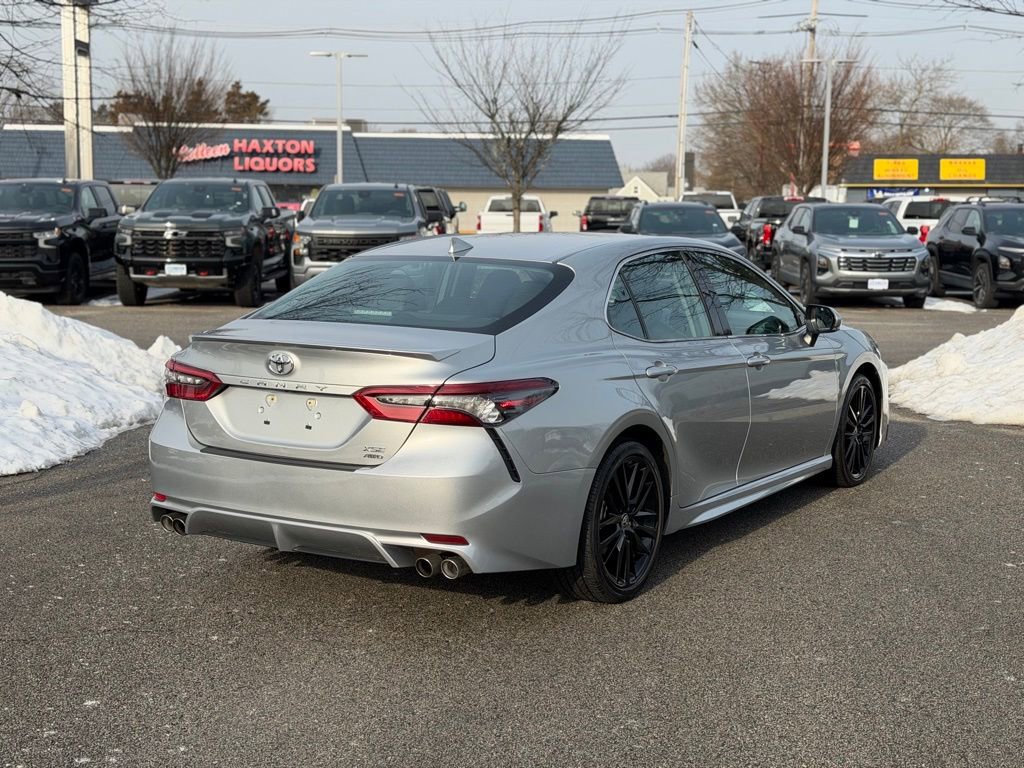 Used 2022 Toyota Camry XSE image 5
