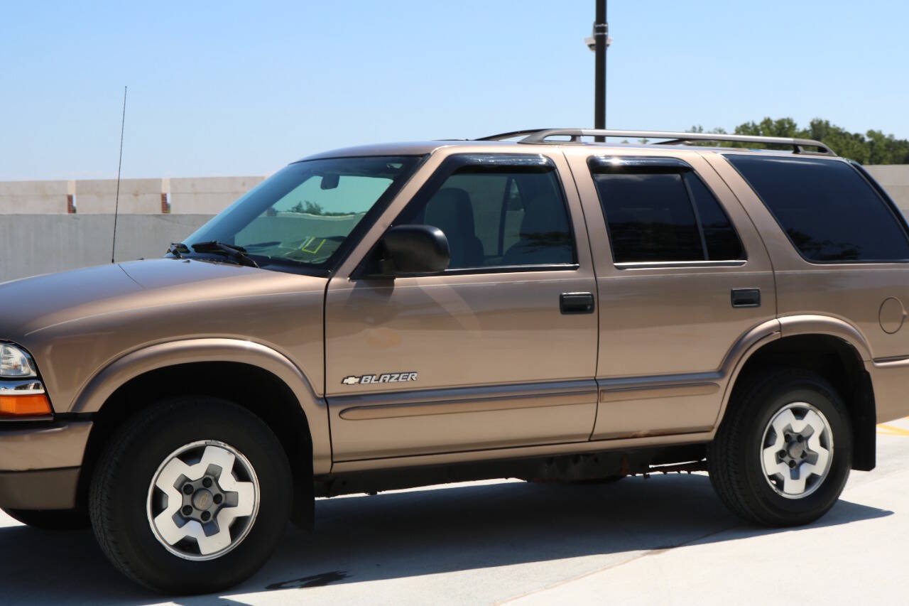 Used 2004 Chevrolet Blazer LS w/ Preferred Equipment Group AWD/4WD image 20