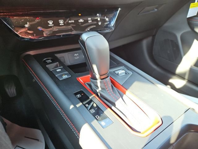 New 2026 Nissan Kicks SR w/ Cold Weather Package image 32