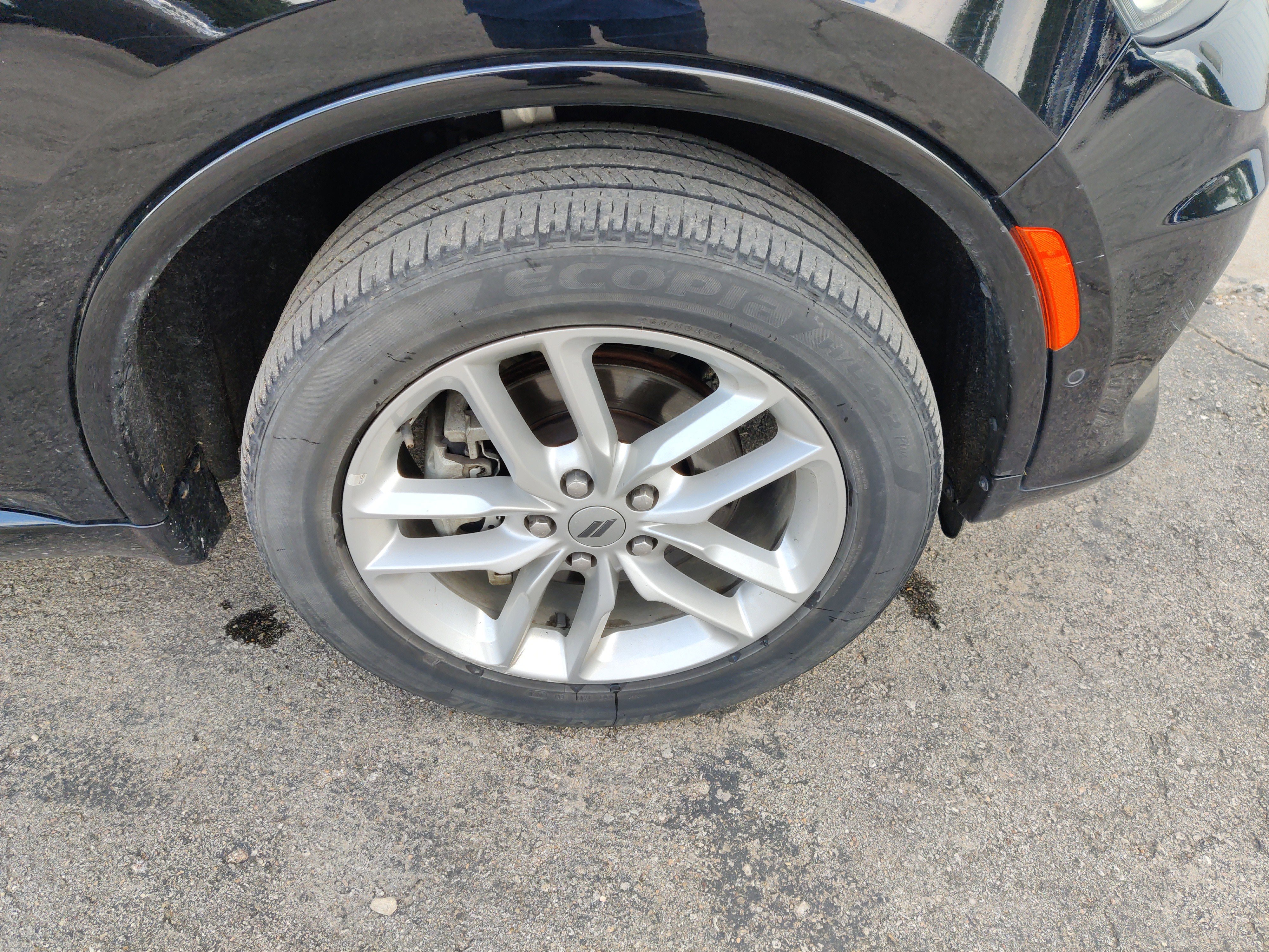 Used 2023 Dodge Durango GT image 3