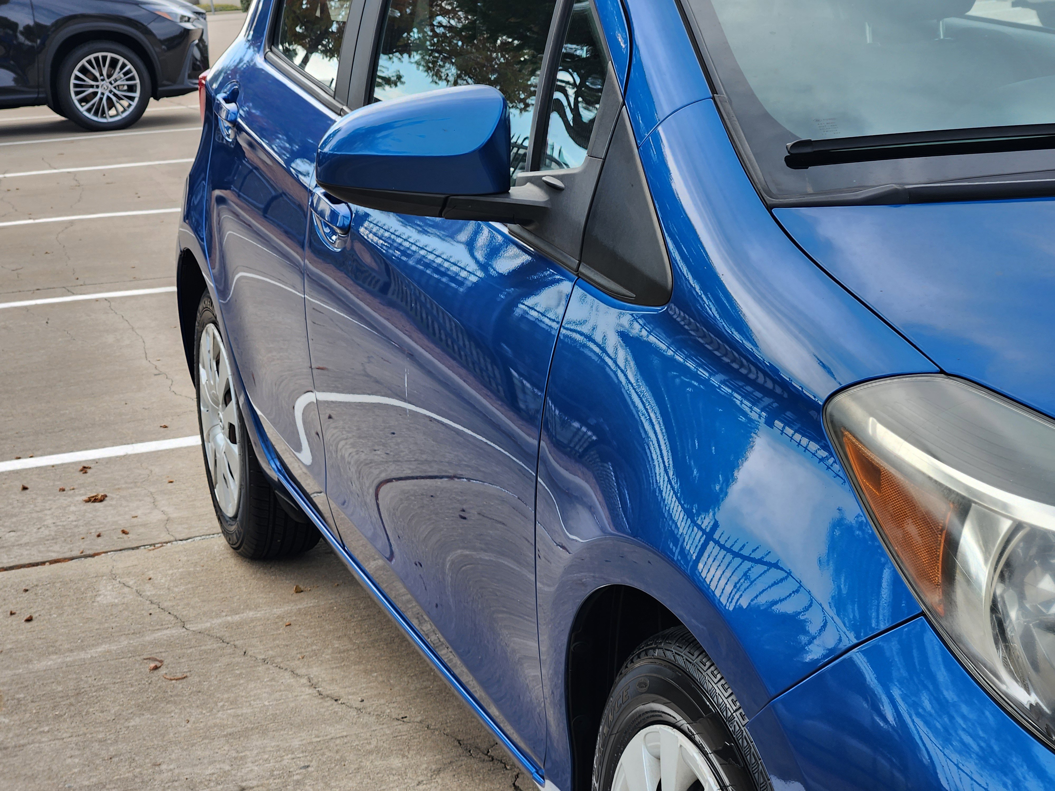 Used 2016 Toyota Yaris L image 8