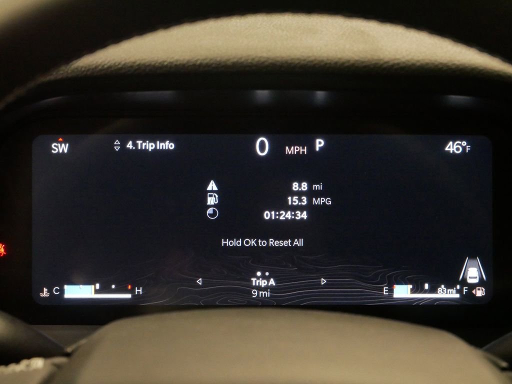 New 2025 Jeep Grand Cherokee Laredo w/ Luxury Tech Group I image 30