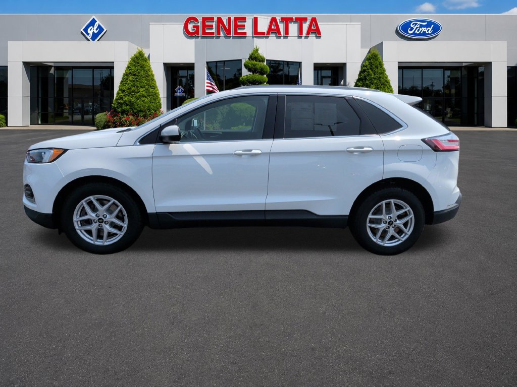 Certified 2023 Ford Edge SEL w/ Convenience Package AWD/4WD image 4