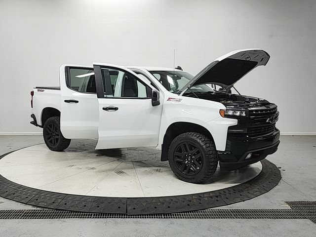 Used 2021 Chevrolet Silverado 1500 LT Trail Boss w/ Bed Protection Package AWD/4WD image 9