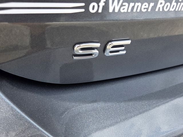 New 2026 Volkswagen Taos SE AWD/4WD image 11