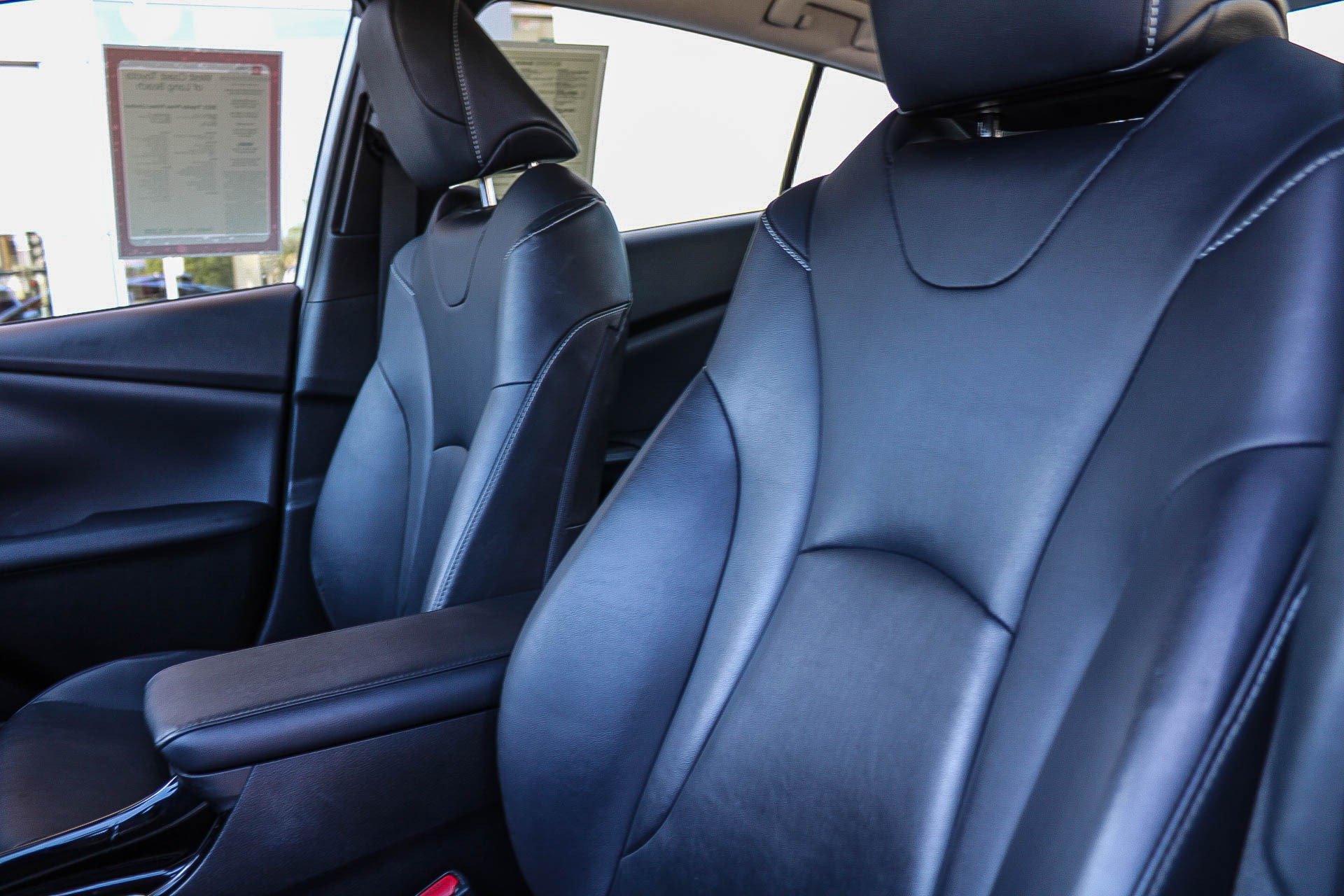 Certified 2021 Toyota Prius Prime Limited FWD image 36