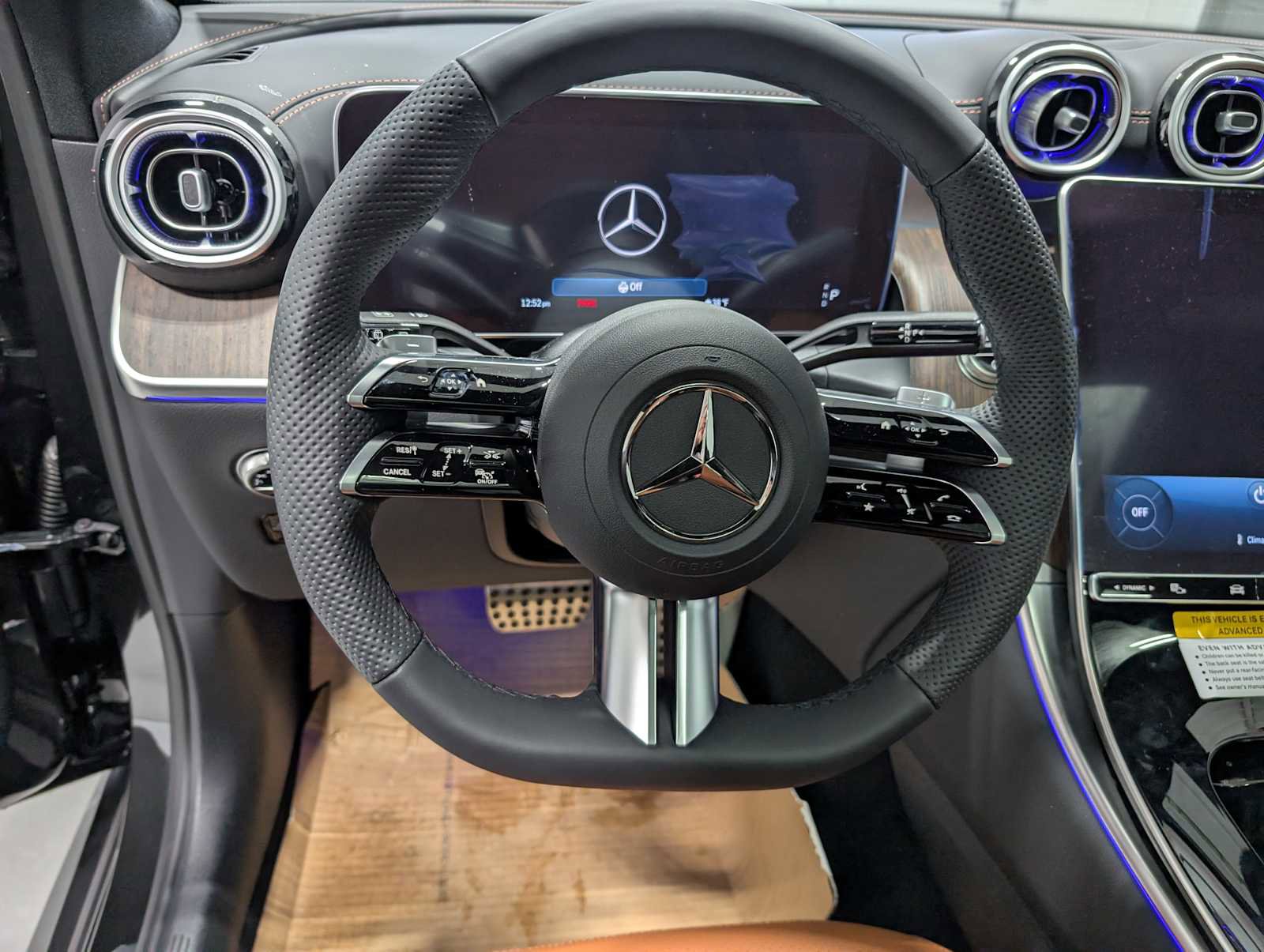 New 2026 Mercedes-Benz GLC 300 GLC 300 image 32