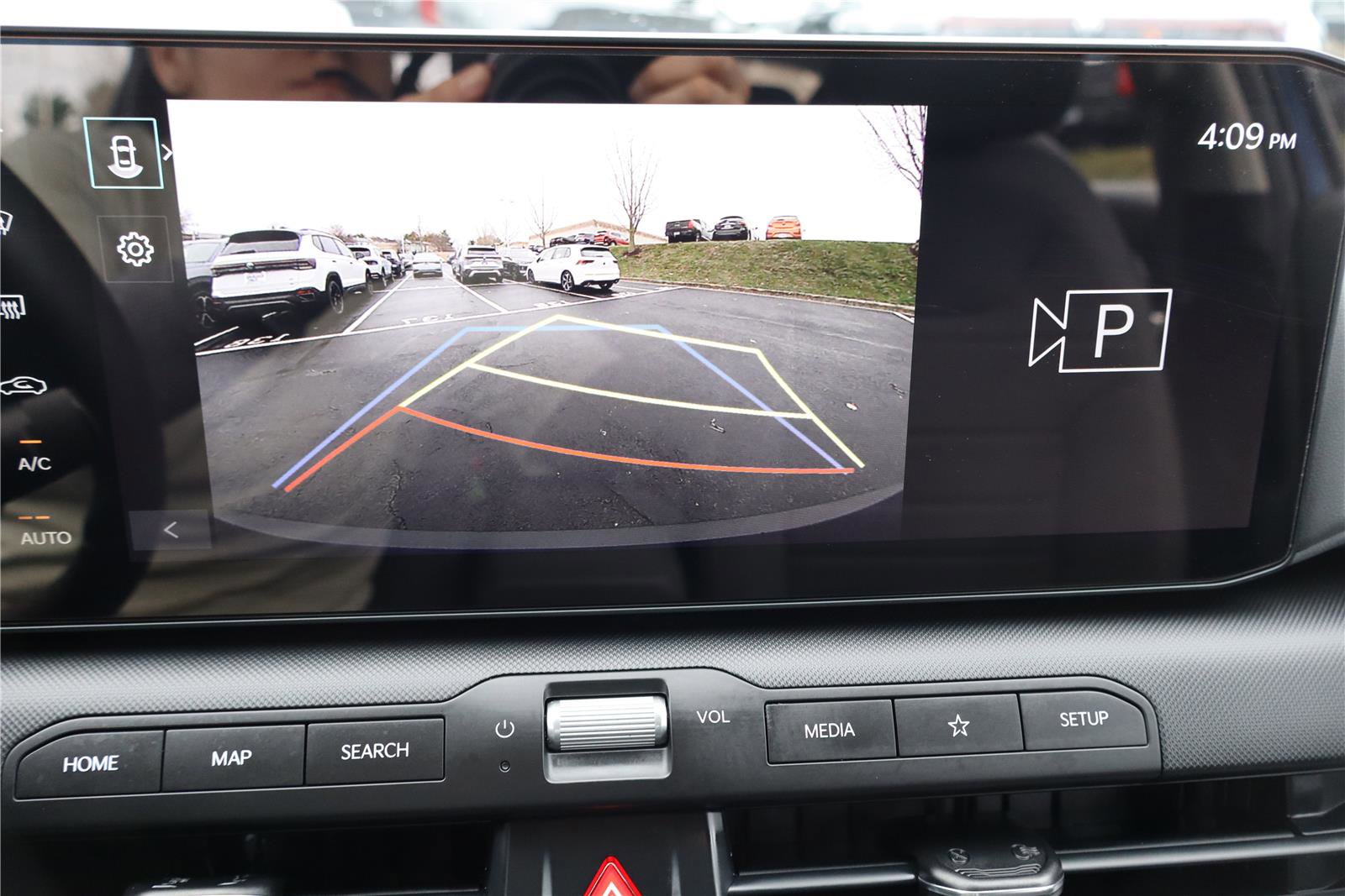 Certified 2025 Kia K4 EX image 21