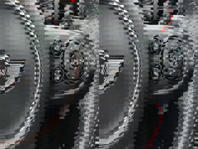 Used 2015 MINI Cooper S image 27