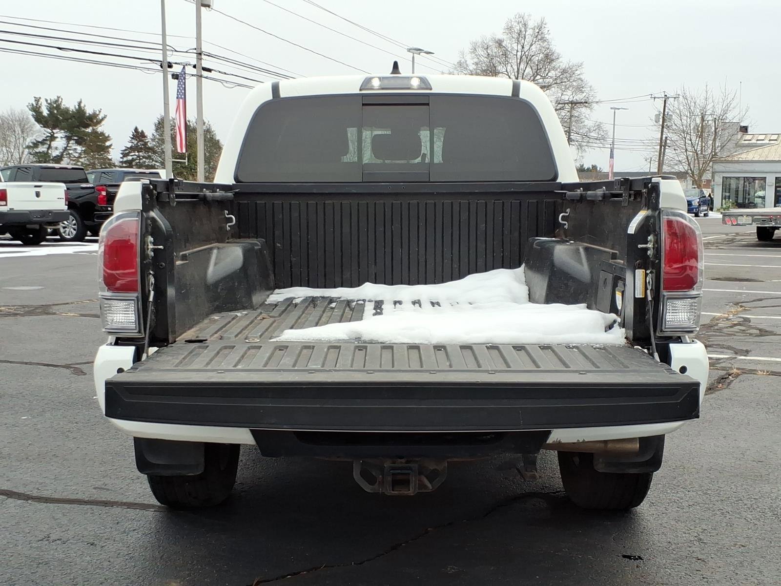 Used 2021 Toyota Tacoma TRD Sport w/ Technology Package image 11