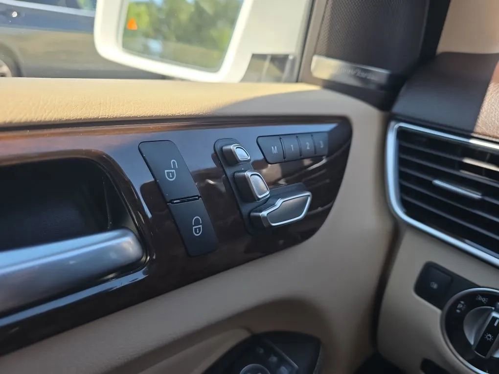 Used 2016 Mercedes-Benz GLE 350 4MATIC image 26