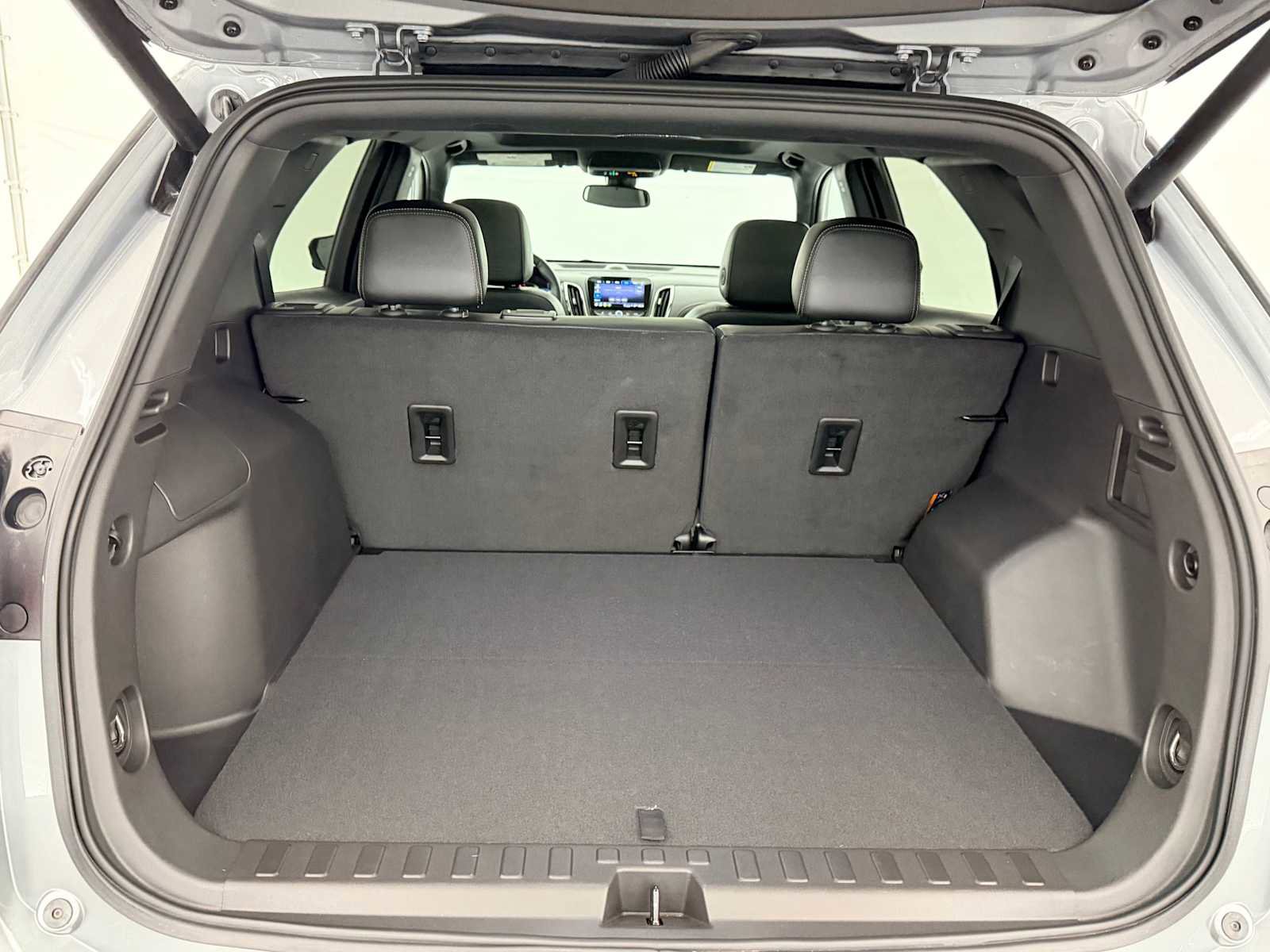 Used 2024 Chevrolet Equinox Premier image 33