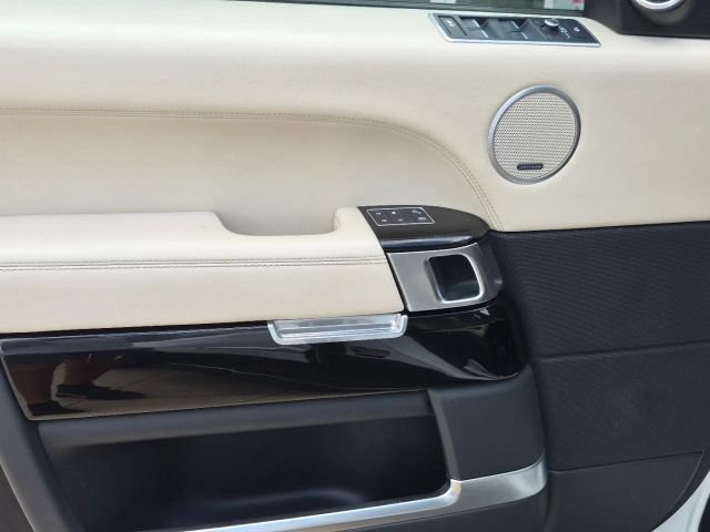 Used 2017 Land Rover Range Rover Autobiography AWD/4WD image 10