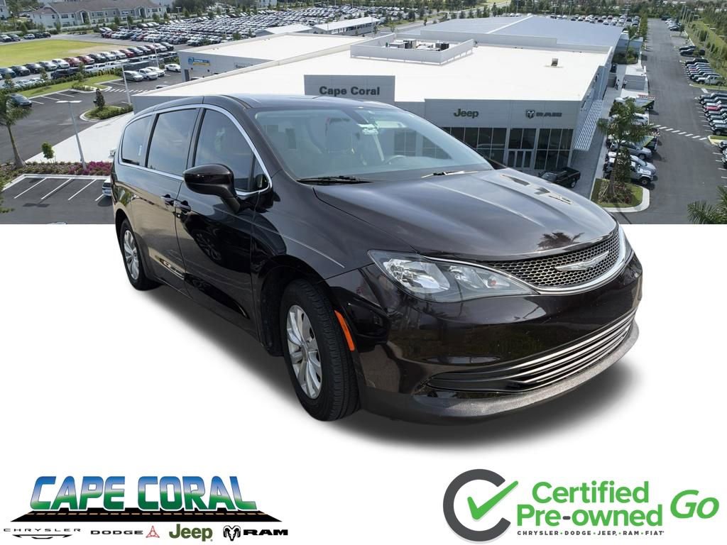 Used 2017 Chrysler Pacifica Touring w/ Tire & Wheel Group