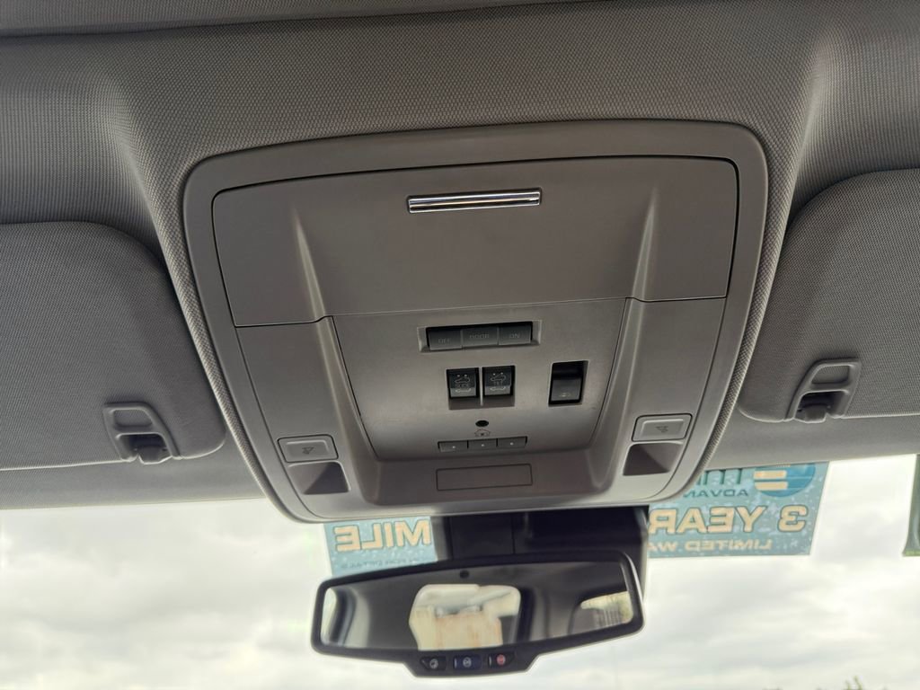 Used 2017 GMC Sierra 2500 Denali w/ Duramax Plus Package image 24