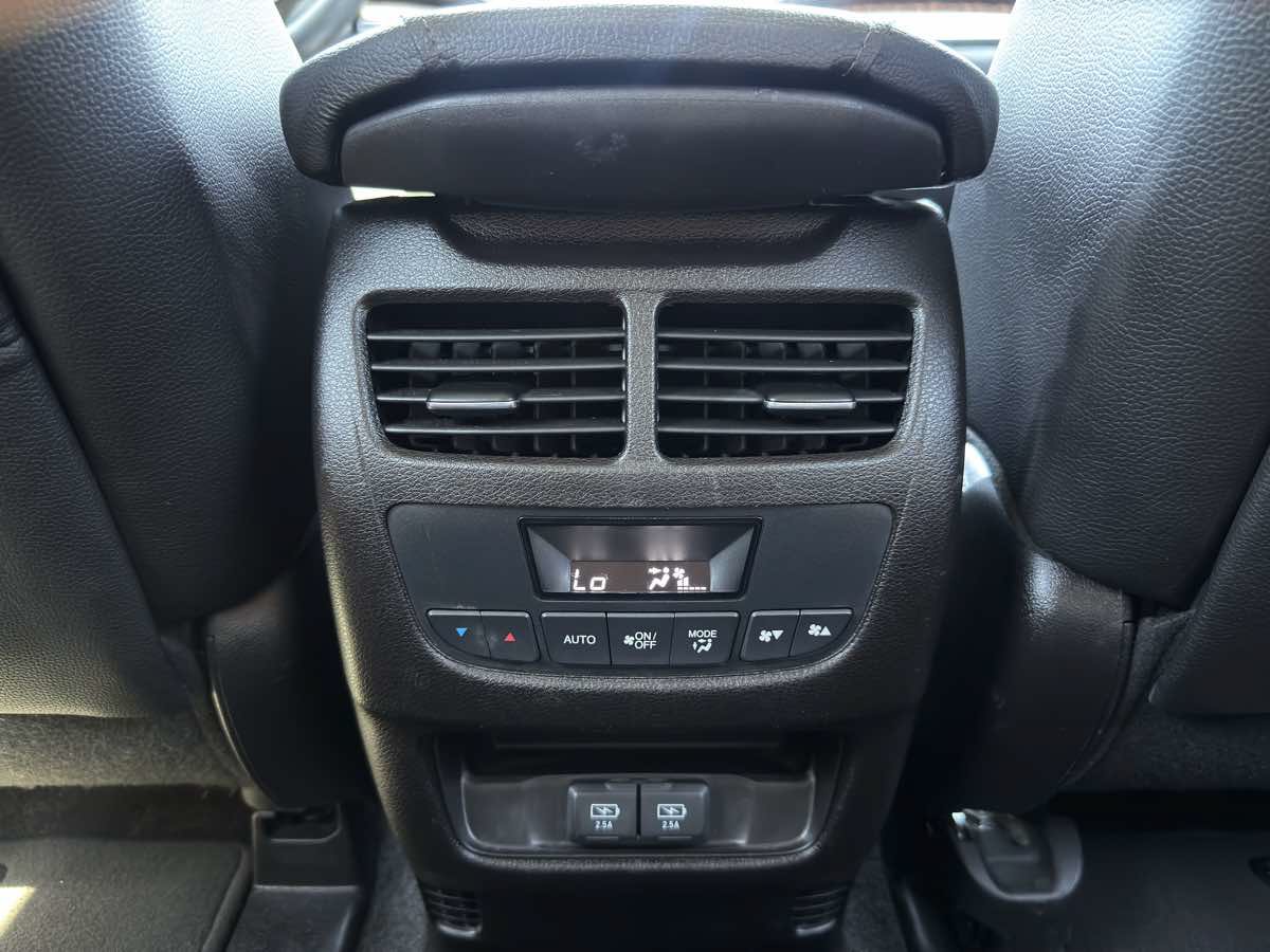 Used 2018 Acura MDX FWD image 23