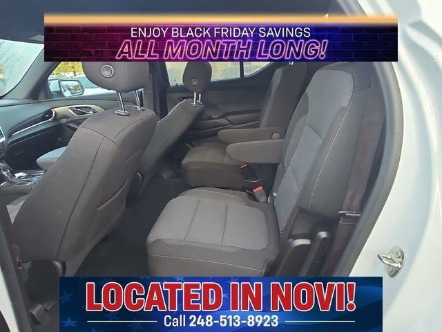 Used 2023 Chevrolet Traverse LT image 11